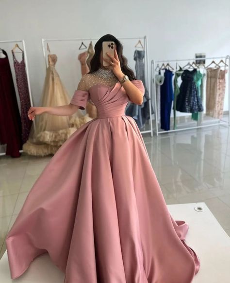 Dusty Pink Dress, فستان زهري, Short Sleeve Prom Dresses, Crystal Prom Dress, Dusty Pink Dresses, Attractive Dresses, A Line Evening Dress, Rose Crystal, Simple Prom Dress