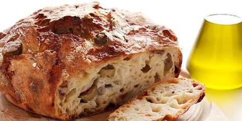 Martha Stewart Olive Cheese Loaf, Martha Stewart Olive Cheese Bread, Martha Stewart Bread Recipes, Gruyere Bread, Olive Loaf, Cheese Loaf, Pot Bread, Skillet Bread, Yummy Bread