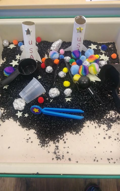 Outer Space Sensory Table, Diy Space Sensory Bin, Galaxy Sensory Bin, Space Sensory Table, Space Themed Sensory Bin, Outer Space Sensory Bin, Space Sensory Activities, Science Area Preschool, Preschool Outer Space