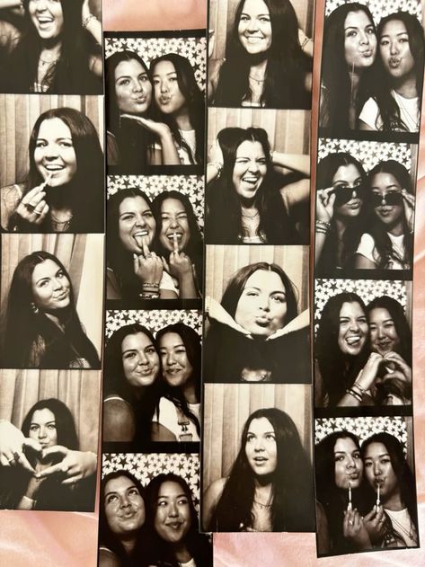 Cute Photobooth Pictures, Photo Booth Ideas Poses, Photobooth Pose Ideas, Photobooth Ideas Poses, Photobooth Pose, Photo Booth Poses, Photobox Pose, Aesthetic Photobooth, K Aesthetic