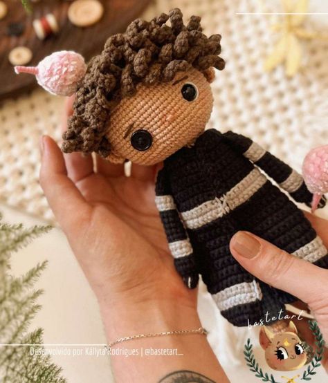 Lily PS | VK Caroline Crochet Free Pattern, Vk Crochet Pattern, Crochet Coraline Doll, Crochet Coraline Doll Free Pattern, Kiki Crochet Free Pattern, Crochet Wybie Doll, Coraline Doll, Coraline Jones, Crochet Princess