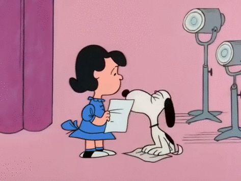 snoopy animated | peanuts charlie brown a charlie brown christmas animated GIF Gifs Snoopy, Snoopy Videos, Snoopy Friends, Christmas Animated, A Charlie Brown Christmas, Peanut Gang, Lucy Van Pelt, Animation Gif, Peanuts Cartoon