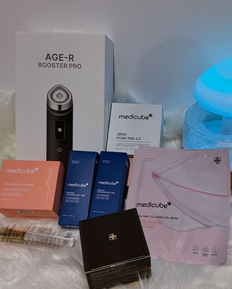 Getting into Korean skincare thanks to @medicube_global_official 🥹💗 #medicube #glassglowdevice #tiktokshop #tiktokshopfinds #ugccreator #unboxing #prpackage #koreanskincare #brandambassador #beauty Jelly Cream, Gel Mask, Brand Ambassador, Korean Skincare, Jelly, Medical, Beauty, Quick Saves