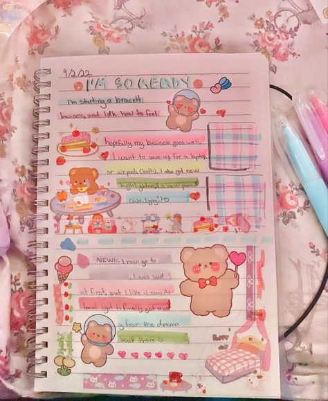 Pastel Journal Aesthetic, Cute Notebooks Ideas, Kawaii Notes School, Candy Journal Ideas, Cute Journal Ideas Aesthetic Korean, Pastel Scrapbook Ideas, Kawaii Journal Aesthetic, Buku Journal Aesthetic, Pastel Journal Ideas