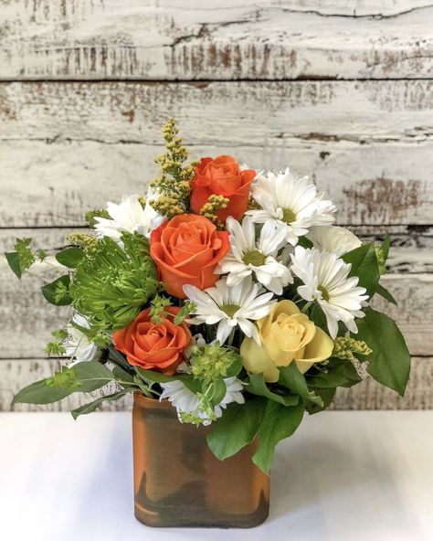 Orange Flower Arrangements, Salal Leaves, Leadership Retreat, Small Arrangements, Cube Vase, White Daisies, Fresh Flowers Arrangements, Floral Ideas, Floral Shop