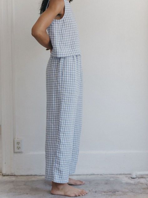 Sonderhaus Clothes, Sewing Inspo Ideas, Gingham Dress Aesthetic, Simple Sewing Projects Clothes, French Spring Fashion, Asian Aesthetic Outfits, Theatrical Romantic Outfit, Gillian Stevens, Conscious Clothing