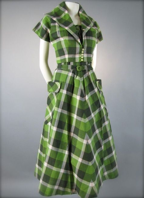 1000+ images about Vintage Dresses on Pinterest | Vintage 1950s ... 1950s Plaid Dress, Vintage Sundresses, Patterned Summer Dress, Vintage Outfits Dresses, 1950s Fashion Women, Dresses 50s, Dress And Bolero, Checked Dress, Summer Dress Patterns