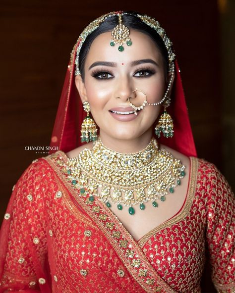 Sabyasachi Red lehenga bride Sabyasachi Makeup, Sabyasachi Bride, Bride Makeup, Indian Wedding Dress, Bridal Outfits, Indian Wedding, Makeup Looks, Weddings, Wedding Dress