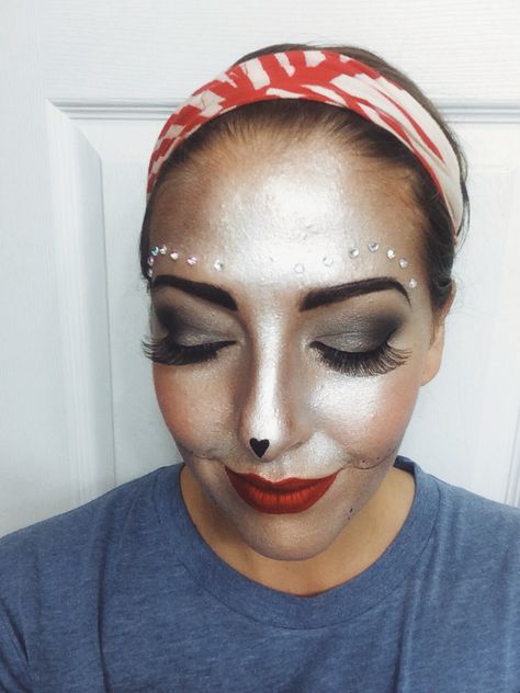 Wizard of oz theme makeup. Sexy tin man makeup airbrush Tin Man Makeup Women, Tin Man Makeup, Tinman Costume, Man Costume Ideas, Diy Tin Man Costume, Tin Man Halloween Costume, Tin Man Halloween, Adult Halloween Makeup, Tin Man Costume