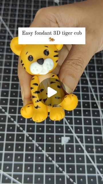 Fondant Tiger Tutorial, Tiger Fondant, Customised Cakes, Tiger Cake, Diy Playdough, Safari Jungle, Baby Tiger, Tiger Cub, Food Experiences