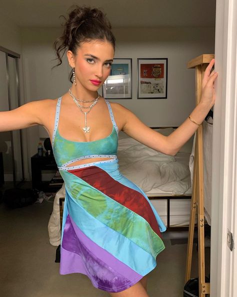 Elisha Herbert on Instagram: “Thirty 💅 flirty 💅 and thriving 💅 thanks to this lil team for bringing my dreams to life 😍 makeup by @livmadorma hair by @grahamnation and…” 13 Going On 30 Dress, 13 Going On 30, Short Dress Styles, Y2k Dress, Purple Mini Dresses, Jennifer Garner, Patchwork Dress, Mini Dresses, Trendy Dresses