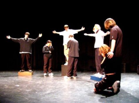 Some fun drama activities for kids and teenagers which help develop drama skills while having a great time! The Machine Game. In this game, one person goes up to the front, and makes a noise and chooses a repetitive action...                                                                   Putting on a Play: Drama Activities for Kids          Current Bid: $1.49                                                                   ... Drama Activities For Kids, Teater Drama, Theatre Classroom, Theatre Games, Drama Activities, Teaching Theatre, Drama Education, Theatre Education, Teaching Drama