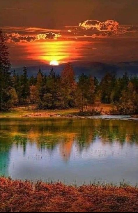 Nice Good Morning Images, Autumn Sunset, Scenic Photography, Landscape Photography Nature, Autumn Scenery, Beautiful Sunrise, Landscape Pictures, Sunset Photos, Beautiful Fantasy Art