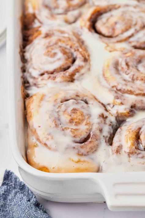 Cinnabon Style Cinnamon Rolls, Packaged Cinnamon Roll Recipes, Cinnabuns Recipe Easy, Improve Canned Cinnamon Rolls, Canned Cinnamon Rolls With Half And Half, Better Canned Cinnamon Rolls, Cinnabon Cinnamon Rolls Copycat Pillsbury, Upgraded Canned Cinnamon Rolls, Tube Cinnamon Roll Recipes