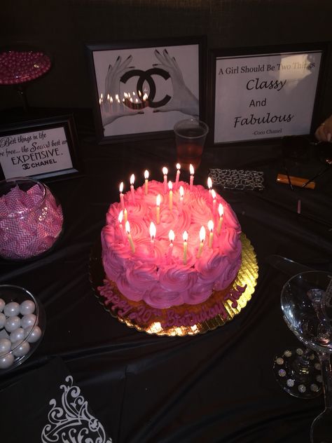 Hot Pink And Black Birthday Cake, Birthday Champagne, Birthday Behavior, Shortcake Cake, Birthday Vibes, Cake Delicious, Birthday Goals, Pink Strawberry, Birthday For Him