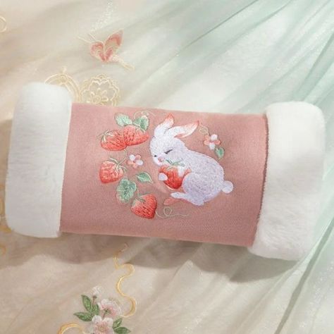 Strawberry Bunny Faux Fur Handwarmer Muff Ancient Accessories, Cable Knit Fingerless Gloves, Strawberry Bunny, Paws Socks, Red Mittens, Grey Gloves, Chinese Embroidery, Vintage Gloves, Chinese Ancient