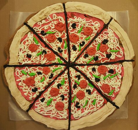 Cookie Cake Designs Ideas, Cookie Cake Birthday Designs Boy, Decorated Cookie Cake Birthday, Funny Cookie Cake, Cookie Cakes Birthday, Pizza Cake Design, Cookie Cake Pizza, Pizza Cookie Cake, Thanksgiving Cakes Decorating