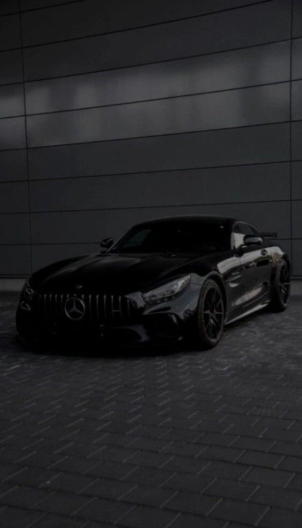 Bmw Photography, Auto Photography, Luxury Bmw, Black Car Wallpaper, Cool Car Backgrounds, Matte Black Cars, Mercedes Benz Wallpaper, Juventus Wallpapers, Mercedes Wallpaper