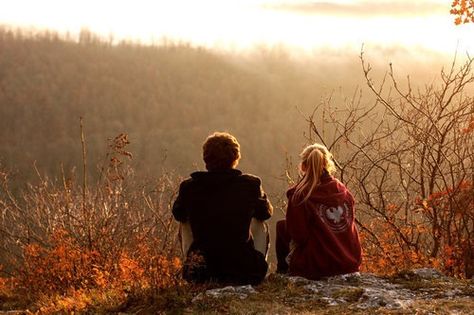 Hike to the top of a mountain or a cliff and sit and enjoy the view together. People Sitting, Sunset Views, Just Friends, Wedding Pics, Couple Aesthetic, Love Images, Narnia, Two People, Love Couple