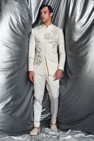 Shop for Dev R Nil - Men White Linen Hand Painted Bandhgala Set for Men Online at Aza Fashions White Bandhgala, Luxury Sale, Festival Wear, Aza Fashion, White Linen, Welt Pockets, Welt Pocket, Victorian Dress, Color White