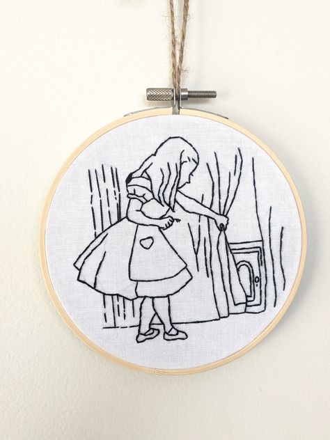 Alice In Wonderland Embroidery, Embroider Ideas, Curiouser And Curiouser, Gifts For Children, Chicken Scratch, Hand Embroidery Projects, Embroidery Projects, Embroidery Applique, Home Wall Decor