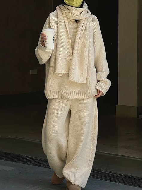 Effortless Comfort: Relaxed Wide-Leg Solid Color Pants Cozy Wear, November Style, Comfort Clothing, Pants For Winter, Knitted Outfits, Comfy Winter Outfits Casual, Cozy Wide Leg Knit Pants, Winter Wide-leg Loungewear Pants, Winter Wide-leg Loungewear Bottoms