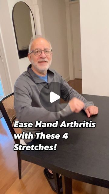 Hand Physical Therapy, Hand Stretching Exercises, Gentle Stretches, Finger Exercises, Arm Exercises, Hand Exercises, Exercise Ideas, Staying Fit, Stretching Exercises