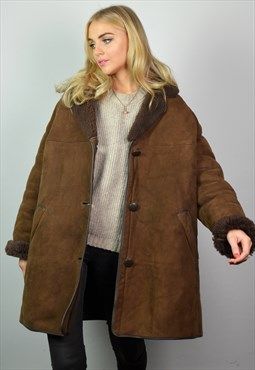 Vintage 70s Dark Brown Sheepskin / Shearling Coat Dark Brown Shearling Jacket Outfit, Brown Sheepskin Coat Outfit, Brown Shearling Jacket Outfit, Brown Fur Jacket Outfit, Shearling Coat Outfit, Shearling Jacket Outfit, Brown Shearling Jacket, Fur Jacket Outfit, Brown Coat Women