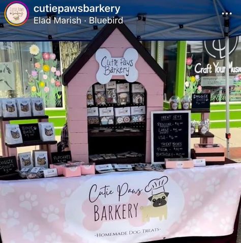 Dog Treat Pop Up Shop, Dog Treat Farmers Market Display, Dog Small Business Ideas, Dog Treat Booth Display Ideas, Dog Small Business, Dog Treat Vendor Booth Ideas, Dog Treat Display, Farmers Market Display, Pet Treats Recipes