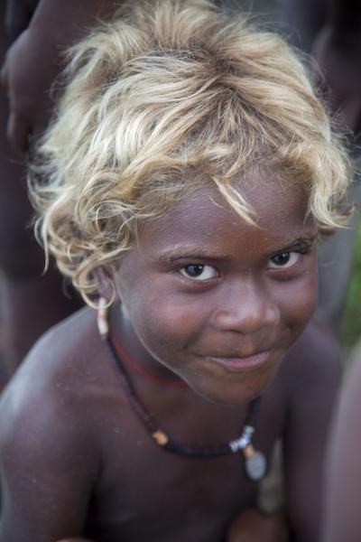 Boy with blonde hair in Lilisiana (Solomon Island people, Solomon Islands) Solomon Islands People, Blonde People, Melanesian People, Acts 17, Kind Photo, Natural Blonde, Black Person, Blonde Hair Blue Eyes, Black And Blonde