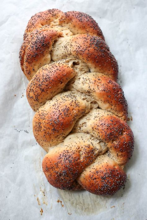 Gluten Free Challah, Round Challah, Challah Bread, Paleo Breakfast, Rosh Hashanah, Challah, Gluten Free Flour, Dry Yeast, Nut Free