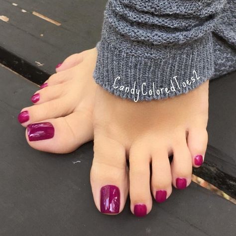 Toenail Art Designs, Easy Toe Nail Designs, Simple Toe Nails, Nails Pretty, Toe Nail Color, Pretty Toe Nails, Pink Toes, Cute Toe Nails, Pedicure Designs