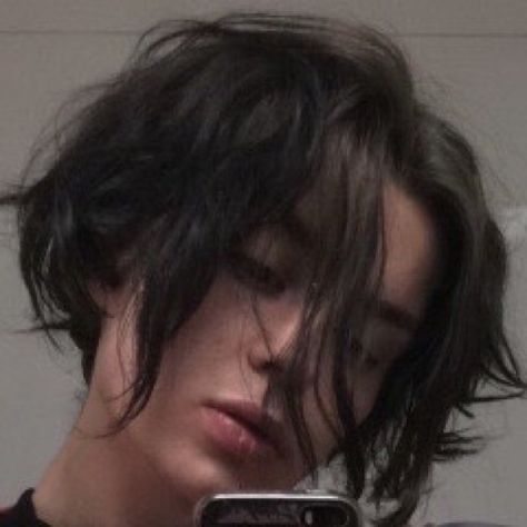 Short haircut Androgynous Hair, Short Grunge Hair, Haircut Short, Shot Hair Styles, Fluffy Hair, Short Haircut, Hair Reference, Cut My Hair, Grunge Hair