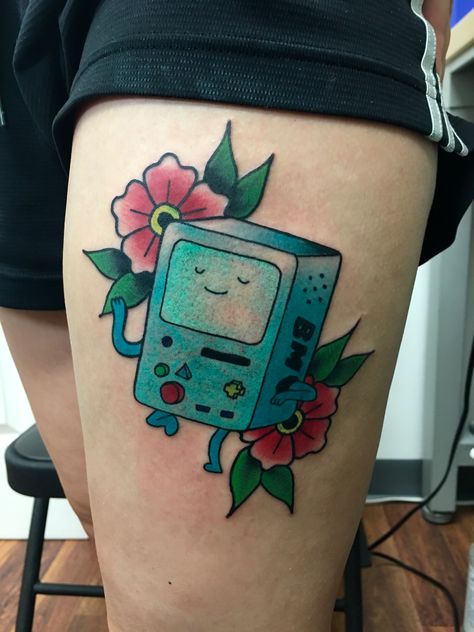 #tattoo #tattoos #tattooidea #ladytattooer #femaletattooer #girlswithtattoos #guyswithtattoos #12ozstudios #newjersey #philadelphia #philly #bmo #bmotattoo Bmo Tattoo Adventure Time, Tattoos Silly, Bmo Tattoo, Anime Tats, Neat Tattoos, Disney Animation Art, Adventure Time Tattoo, Knuckle Tattoos, Body Suit Tattoo