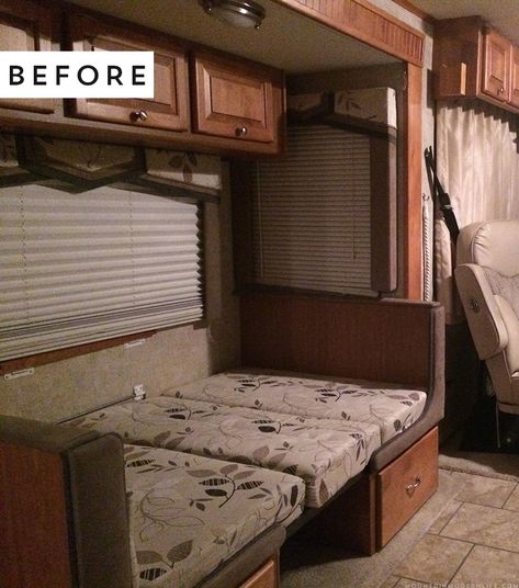 rv-dinette-booth-before-removing-it-tiffin-allegro-openroad-32la-mountainmodernlife.com Camper Decor Ideas, Aesthetic Camper, Cabana House, Expanding Table, Camper Table, Motorhome Remodel, Camp Table, Camper Remodeling, Dining Booth