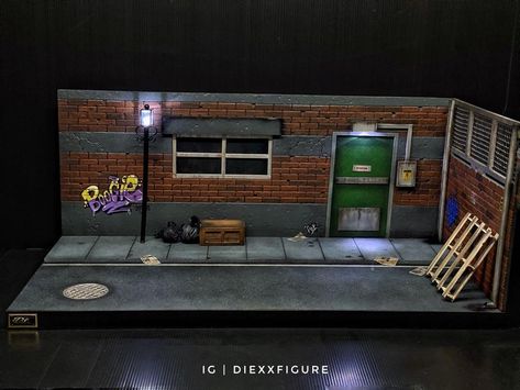 Tmnt Diorama, Diorama 1:64, Brick Paper, Back Alley, Diorama Ideas, Miniature Photography, Graffiti Artwork, Toy Display, Easy Paper Crafts Diy