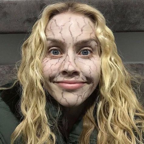 Lizz | 🇧🇷 on Instagram: “Is Rebekah Mikaelson back? YES!! Claire will make a guest appearance in Legacies, in the fifth episode of season four (which will air on…” The Originals Rebekah, Vampire Diaries Rebekah, Rebekah Mikaelson, The Vampire Diaries 3, Vampire Diaries Wallpaper, Claire Holt, Casting Pics, Original Vampire, Vampire Diaries Cast