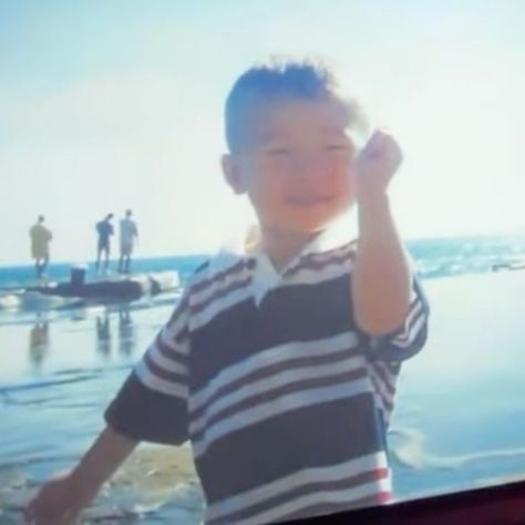 Bang Chan Baby Picture, Baby Bangs, Bangchan Straykids, He Is My Everything, Stray Kids Chan, Chris Chan, Kids Zone, Childhood Photos, Best Photo Poses