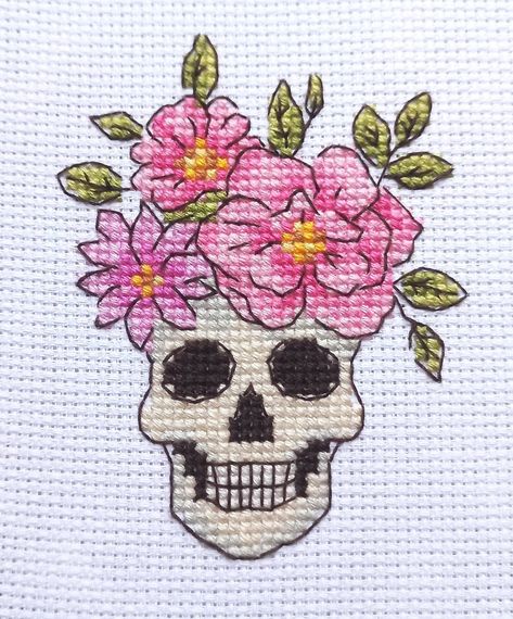 Skull Cross Stitch, Skull Cross Stitch Pattern Free, Tiny Skull Cross Stitch, Mini Skull Cross Stitch Pattern, Skull Cross Stitch Pattern, Skull Embroidery Pattern, Sugar Skull Cross Stitch, Skull And Flowers Cross Stitch, Candy Skull Embroidery