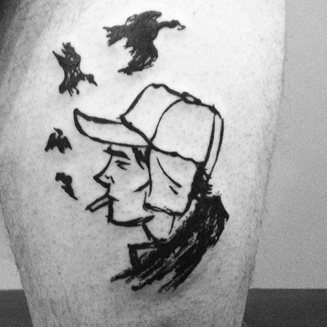 21 Tattoos That Show Off Some Impressive Literary Devotion Reader Tattoo, Literary Tattoo, Science Tattoos, Holden Caulfield, Interesting Tattoos, Nerd Tattoo, Literary Tattoos, Ankle Tattoo Small, Triangle Tattoos