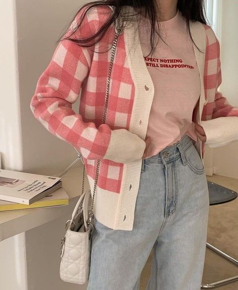 Looks Pinterest, 90s Fashion Outfits, Korean Fashion Dress, Korean Girl Fashion, Pink Outfits, Kawaii Clothes, Mode Streetwear, Fashion Lookbook, Korean Outfits