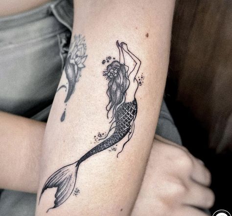 Mermaid And Sun Tattoo, Mermaid Calf Tattoo, Swimming Mermaid Tattoo, Mermaid Shoulder Tattoo, Mermaid Tattoo For Men, Ocean Patchwork Tattoo, Mermaid Arm Tattoo, Mermaid Thigh Tattoo, Chosen Tattoo