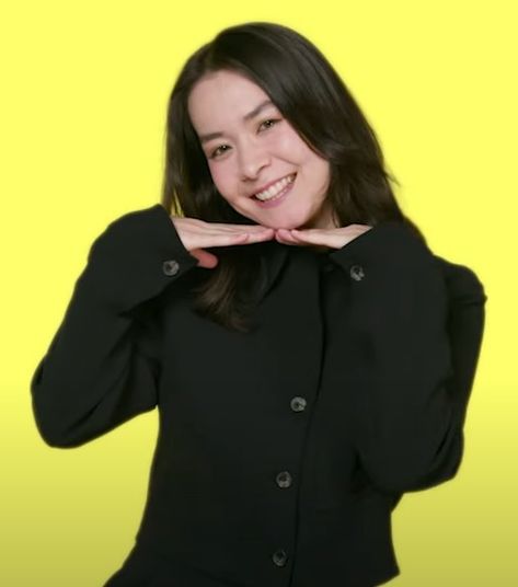 Mitski Smiling, Mitski Photoshoot, Mitski New Haircut, Mitski Haircut, Pfp Mitski, Mitski Pictures, Mitski Album Cover, Mitski Short Hair, Mitski Funny