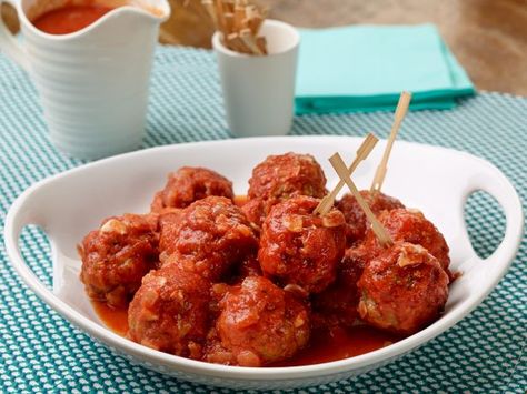 Recipe of the Day: Anne's Next-Level Meatballs         A triple-meat blend of ground beef, pork and veal results in game-changing, ultra-tender meatballs that start in the oven and finish cooking in the sauce. Anne Burrell, Meatball Dishes, Homemade Meatballs, Meatballs Recipe, Meatball Recipes, Marinara Sauce, Ground Pork, Italian Food, Marinara