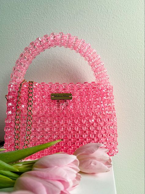 Pink beaded bag from square acrylic beads Pink Beaded Bag, Hand Beaded Bag, Crystal Bags, Pearl Bag, Beaded Jewelry Tutorials, Handmade Jewelry Tutorials, Beaded Bag, Pink Vibes, Bags Aesthetic