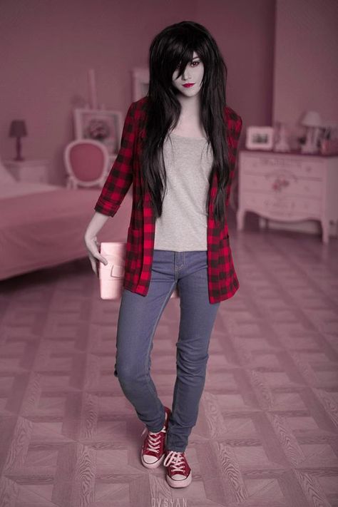 Marceline from Adventure Time Marceline Costume, Marceline Outfits, Marceline Cosplay, Adventure Time Cosplay, Marceline And Bubblegum, Closet Cosplay, Fitness Shirts, Epic Cosplay, Idee Cosplay