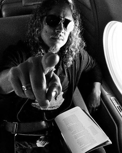 Kirk Hammett Wallpaper, Kirk Hammet, Kirk Metallica, Kirk Hammett, Random Photos, Best Oils, Indiana Jones, Wallpaper Iphone, Rock N Roll