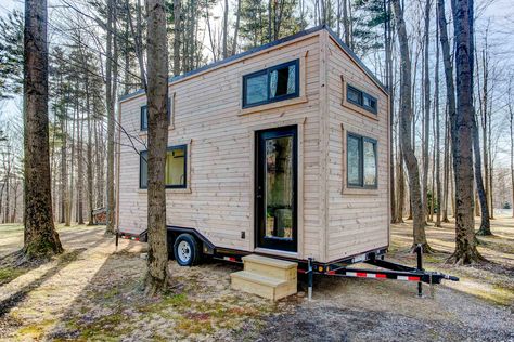 The Mohican, a 20 ft. tiny house on wheels by Modern Tiny Living. Tiny House Mobile, Tiny Mobile House, Tiny House Company, Contemporary Exterior, Open Space Living, Tiny House Movement, Tiny House Interior, Tiny House Living, Tiny House On Wheels