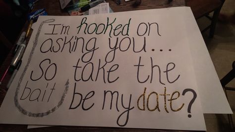 Hoco Response Ideas, Sadie Hawkins Proposals, Girl Ask Guy, Sadies Proposal, Creative Prom Proposal Ideas, Cute Promposals, Formal Proposals, Prom Pictures Group, Country Prom