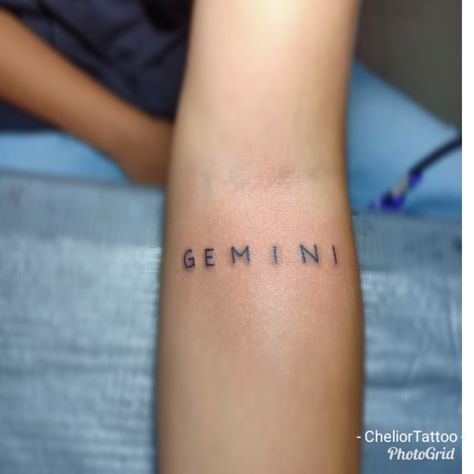 Zodiac Tattoo Gemini, Tattoo Gemini, Wallpaper Video, Gemini Tattoo, Iphone Wallpaper Video, Zodiac Tattoo, Stylist Tattoos, Fish Tattoos, Jesus Fish Tattoo